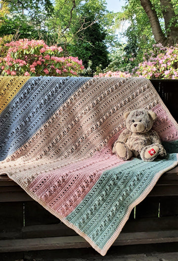 Mirai (未来) Blanket