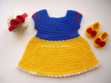 Snow White Outfit