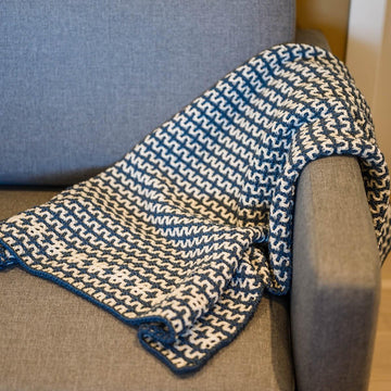 Interlocking Crochet Blanket