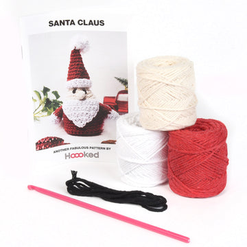 Hoooked DIY Crochet Kit Santa Claus Eco Barbante