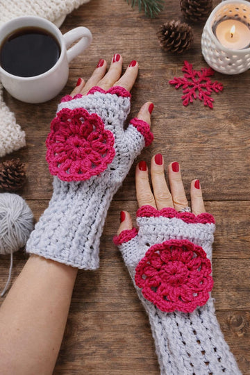 Crimson Frost Gloves