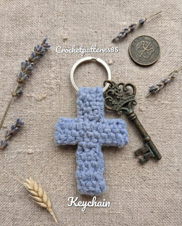Cross Keychain English-US