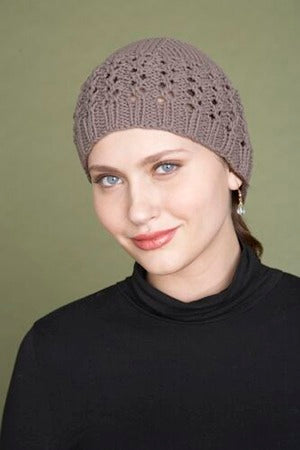 Lace Beanie in Lion Brand Cotton-Ease - 70177