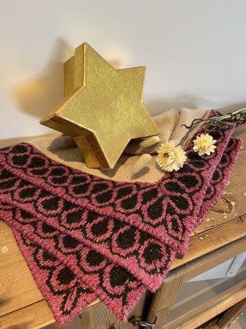 Serpent baby blanket