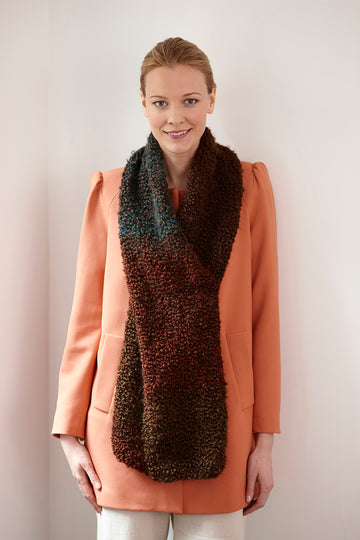 Simple One Ball Scarf in Lion Brand Homespun Thick & Quick - L30125G