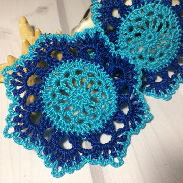 34. Blue snowflake crochet earrings pattern