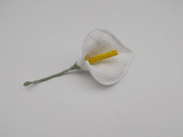 Calla Lily Crochet Pattern – Realistic Floral Design