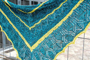 Curlew over Salcombe, shawl