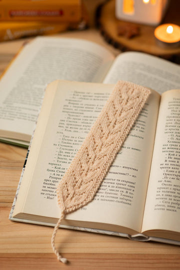 Daisy Bookmark