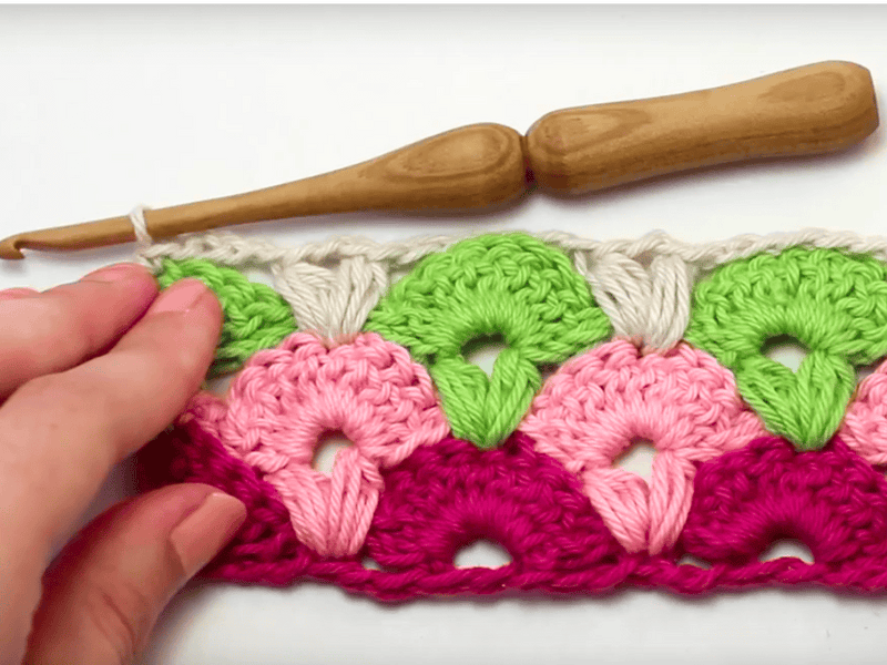 How to crochet the puff and shell stitch