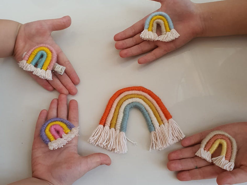 How to make a magical macramé rainbow