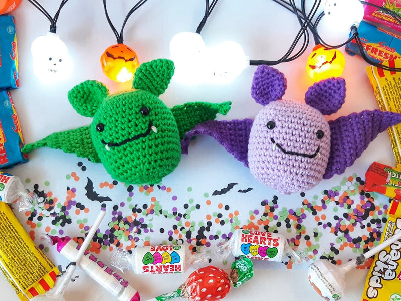 How to make an adorable amigurumi bat
