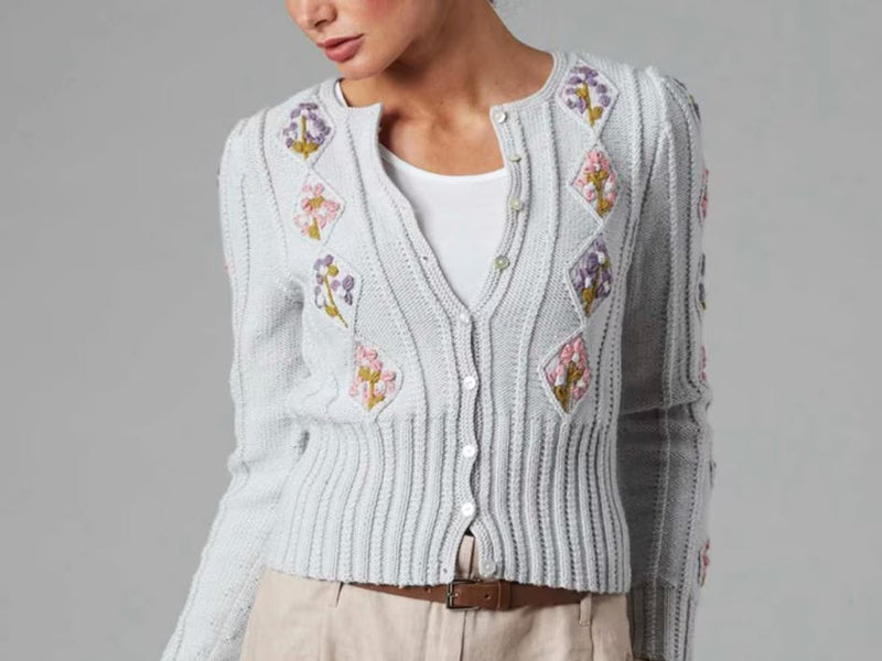 You can knit Princess Diana's most iconic looks