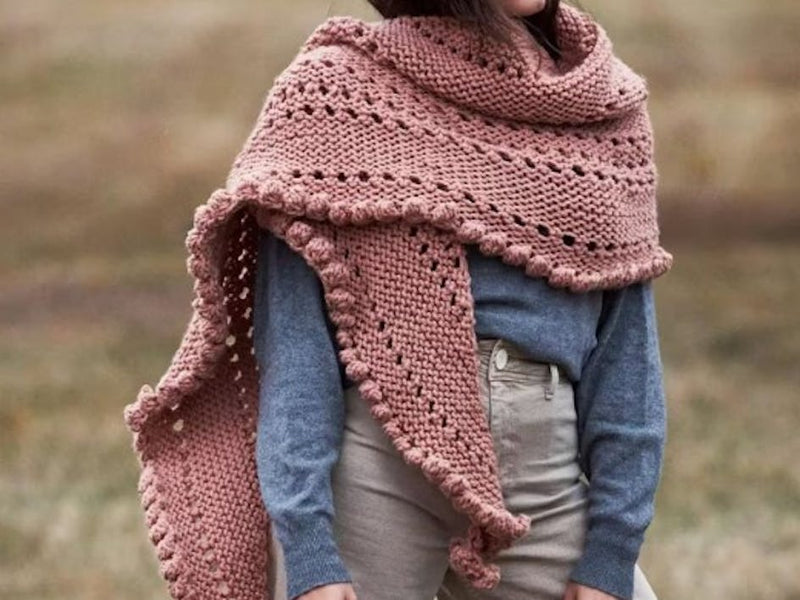 8 Chunky knitting patterns - 2 free patterns!