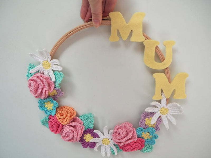 Make a beautiful Mother’s Day crochet floral wreath