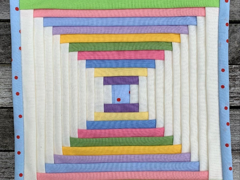 Make a little quilted gift with Carolyn Forster