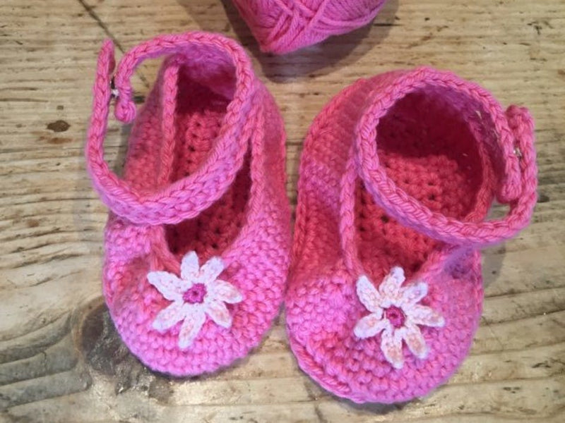 Crochet super cute cotton baby booties