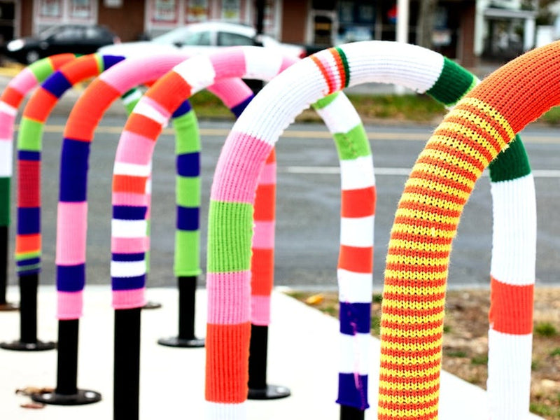 12 yarntastic yarn bombs from around the world