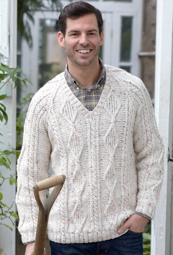 Sweaters in Hayfield Bonus Aran Tweed - 7373 - Downloadable PDF