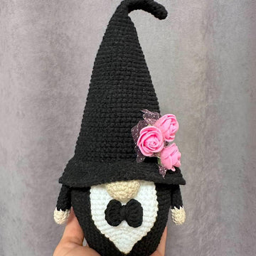 Gnome groom