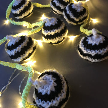 Baa Hum Bug Chunky Bauble Bunting