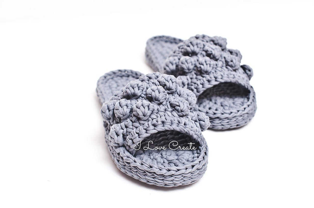 Bubble slippers