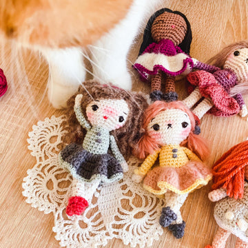 GINETTE dolls CROCHET PATTERN in English by Zess -  tutorial pdf amigurumi easy to follow
