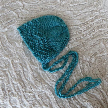 Single Chevron Bonnet
