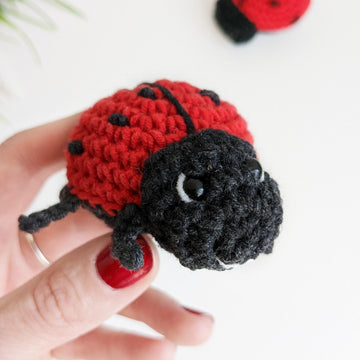 Crochet ladybug amigurumi pattern
