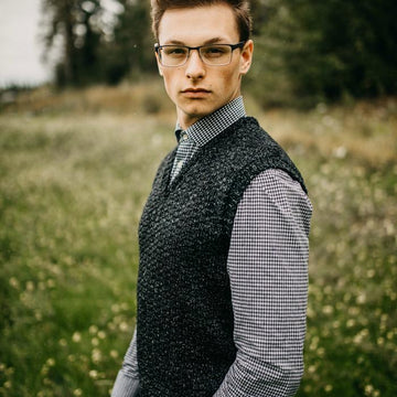 Summit Men's Sweater Vest