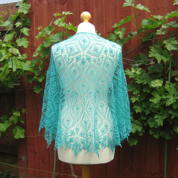 Tiara shawl
