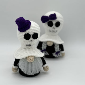 Halloween Skull Hat Gnome