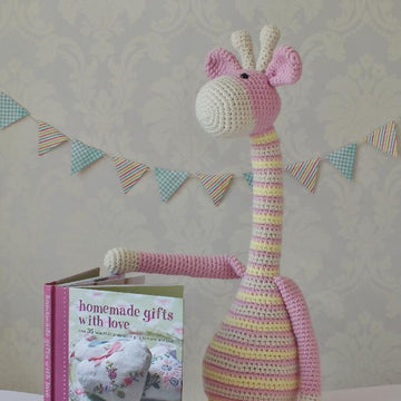 Crochet giraffe