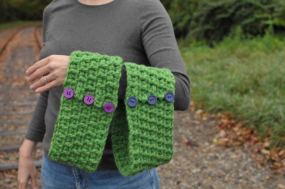 A Crinkle in Time Cowl