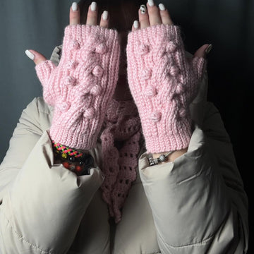 Mittens2