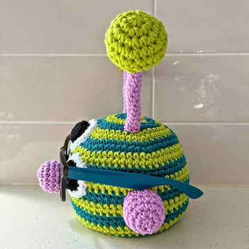 ALIEN GLASSES HOLDER