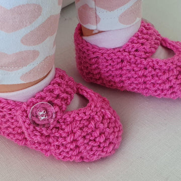 Tamika - Garter and lace stitch baby shoes