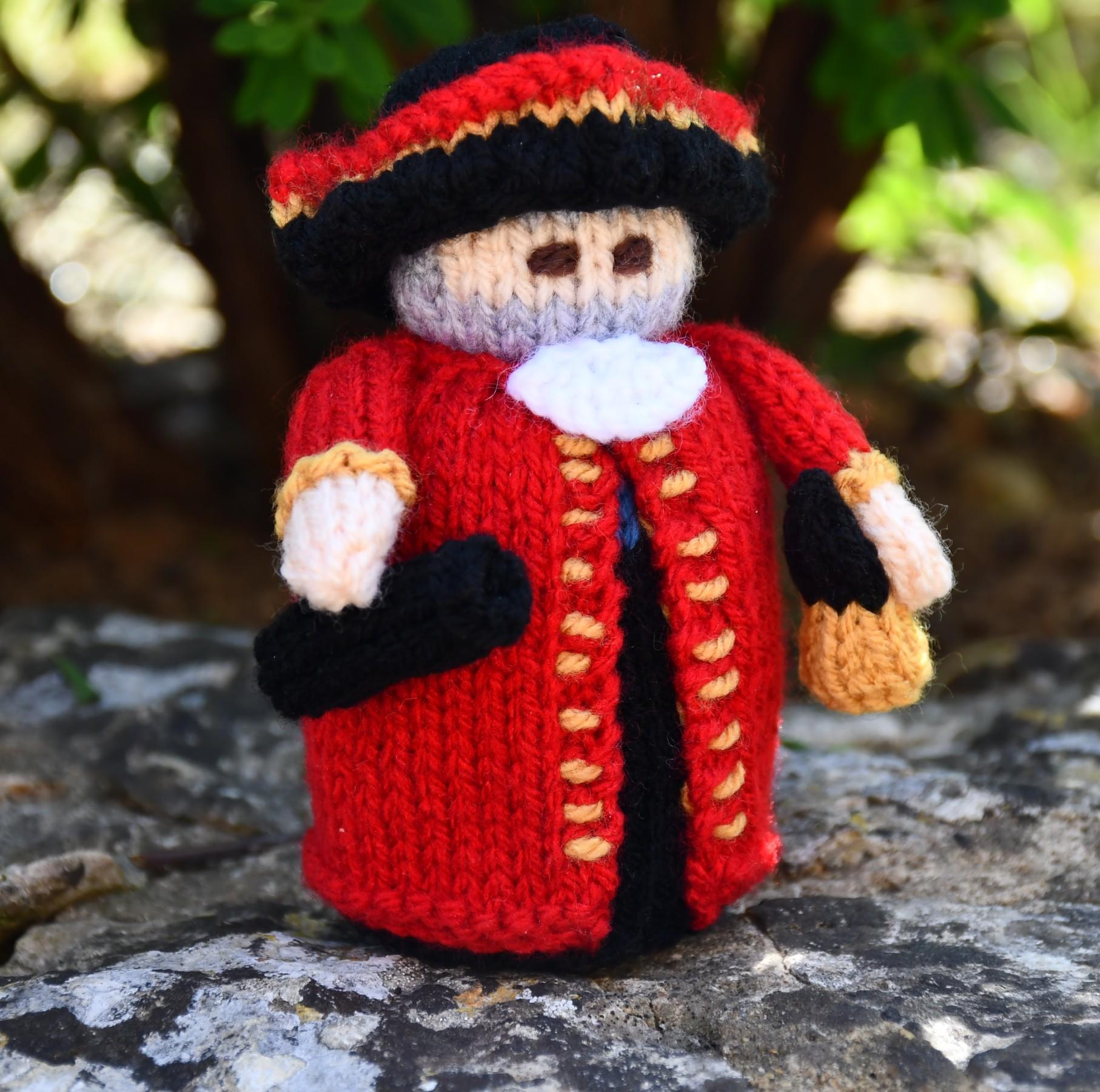 Victorian Town Crier Doll Knitting Pattern - Toy Knitting Pattern