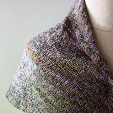 Cheques Shawlette / Kerchief Triangle Scarf