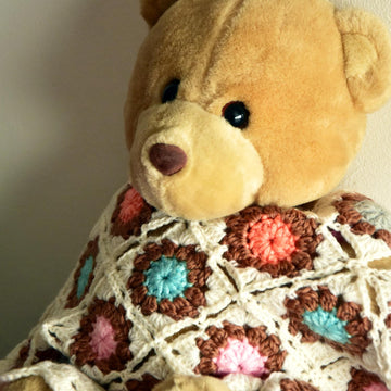 Estella crochet poncho for baby/toddler