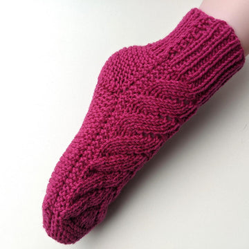 Two Needles Seamless Lace Socks
