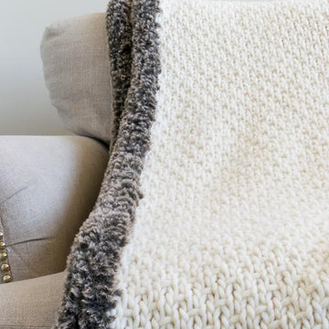Half-Linen Stitch Knit Blanket with Faux Fur Trim