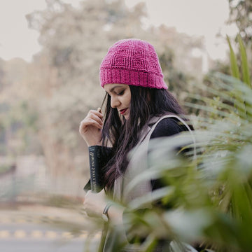 Gulal Hat