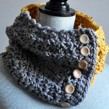BreeAnna Cowl