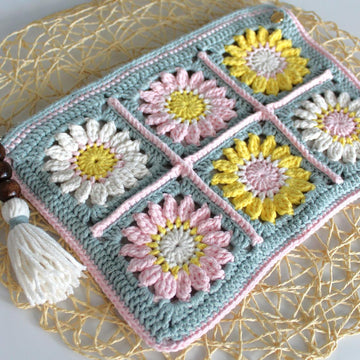 Granny Square Clutch