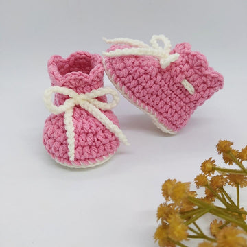 Wavy Baby Booties