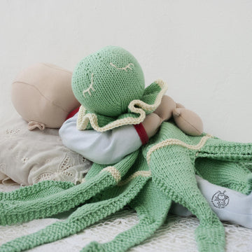 Knitted flat Octopus Toy Baby Lace Blanket.