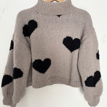 Sweet Heart Pullover