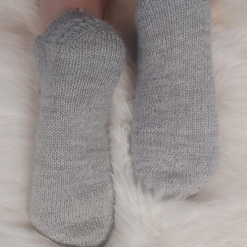 Grey Flower Knit Socks