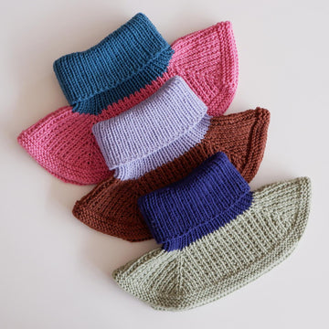 Color the Winter Neckwarmer
